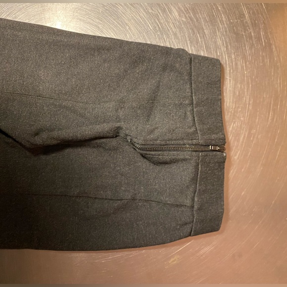 J.CREW Any Day Pant in Stretch Ponte Gray Petite PXXS - Picture 3 of 4